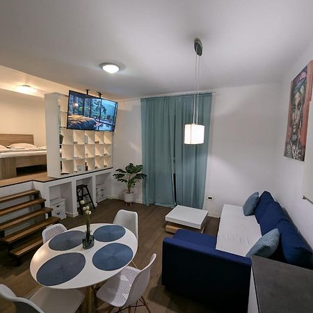 Fantabulous Downtown Abode W King Bed, 65" Tv, Washer And Tumble Dryer Zagreb Luaran gambar