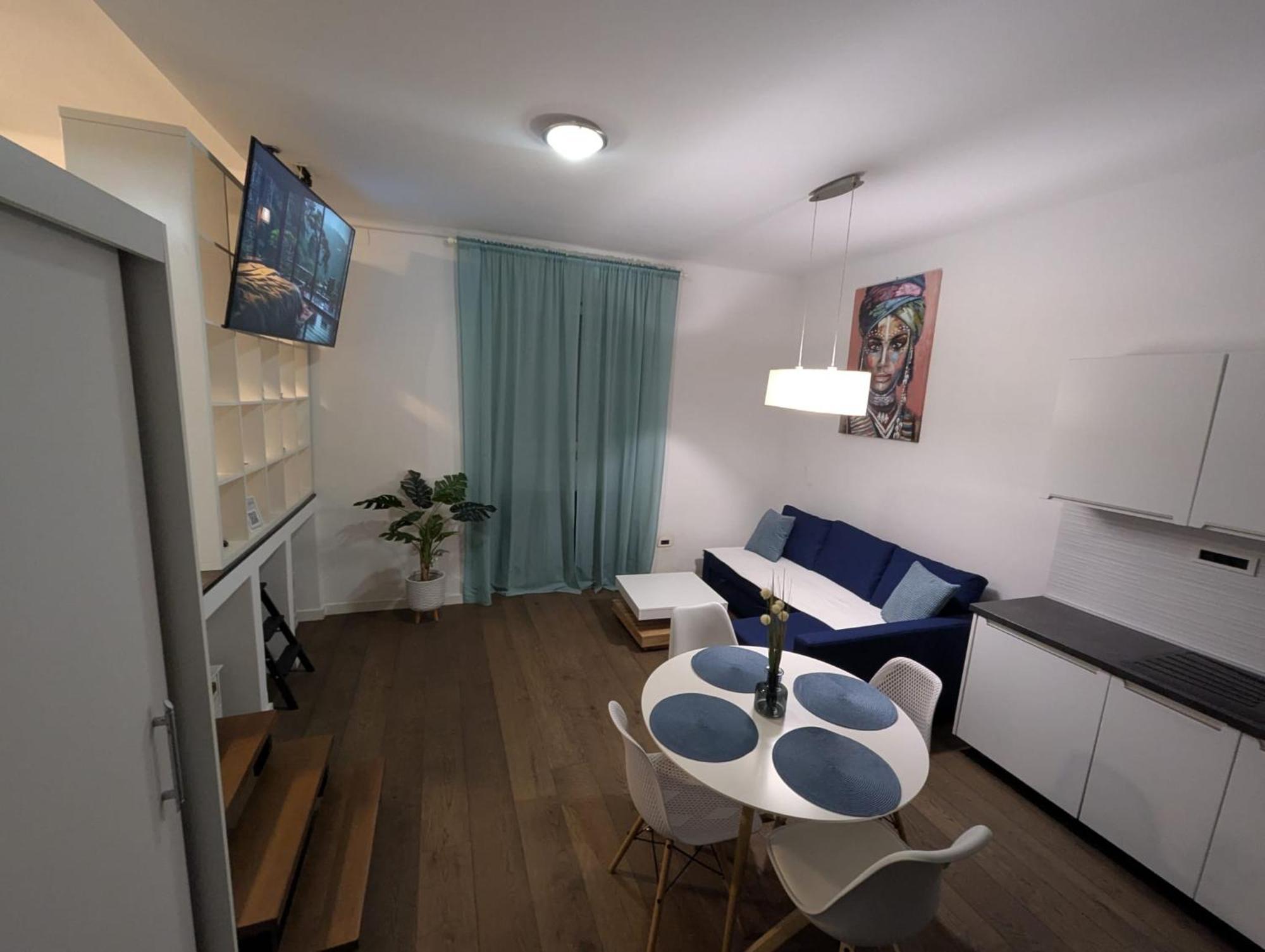 Fantabulous Downtown Abode W King Bed, 65" Tv, Washer And Tumble Dryer Zagreb Luaran gambar